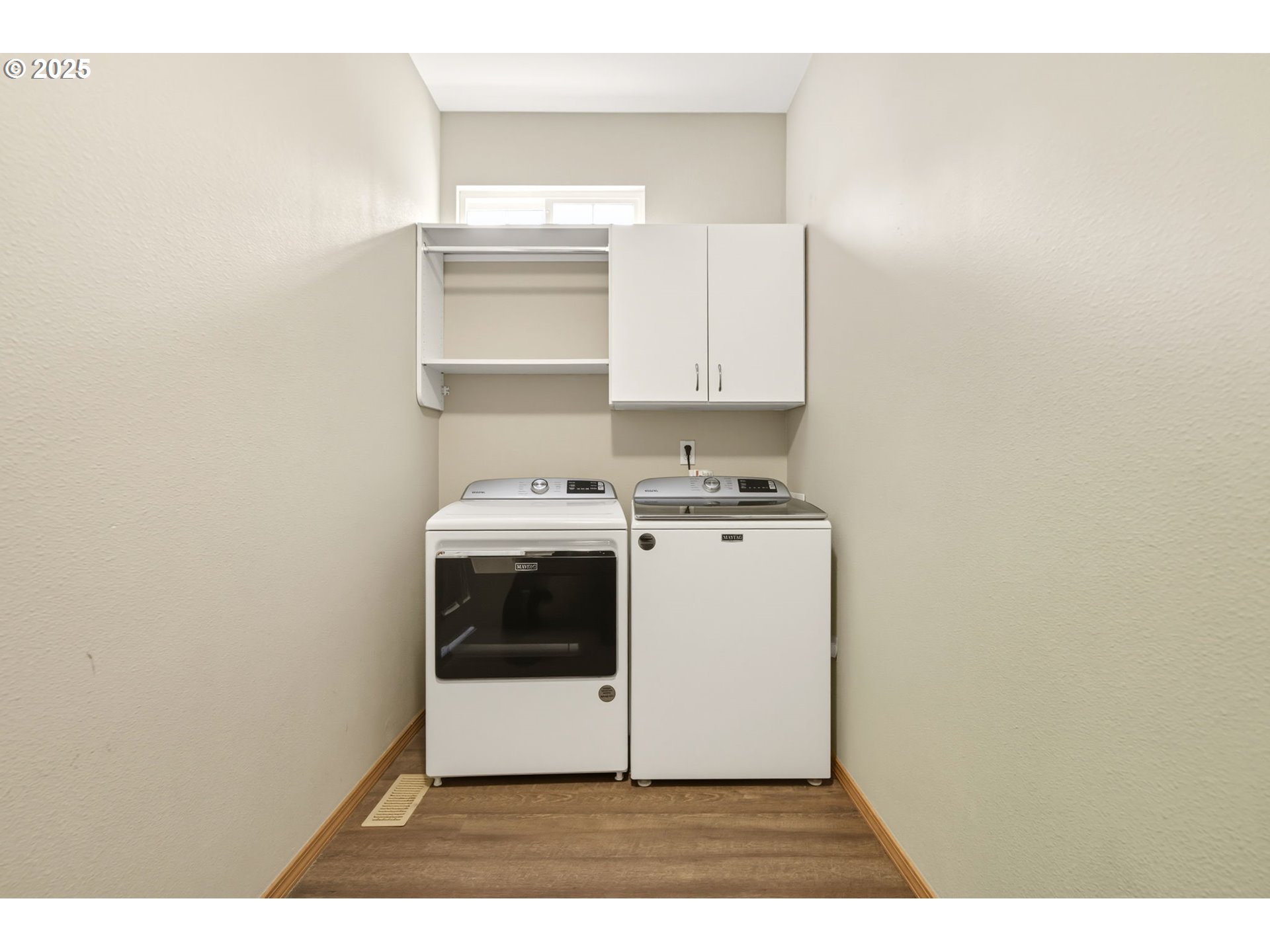 3207 Southeast 194th Court Camas, WA 98607 - Photo 31 of 41 a utility room with washer and dryer