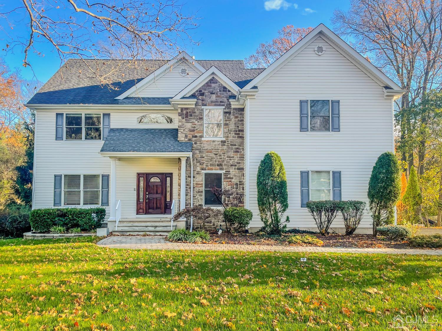 11 Edgebrook Road New Brunswick, NJ 08901 - Photo 2 of 42 a front view of house with yard and green space