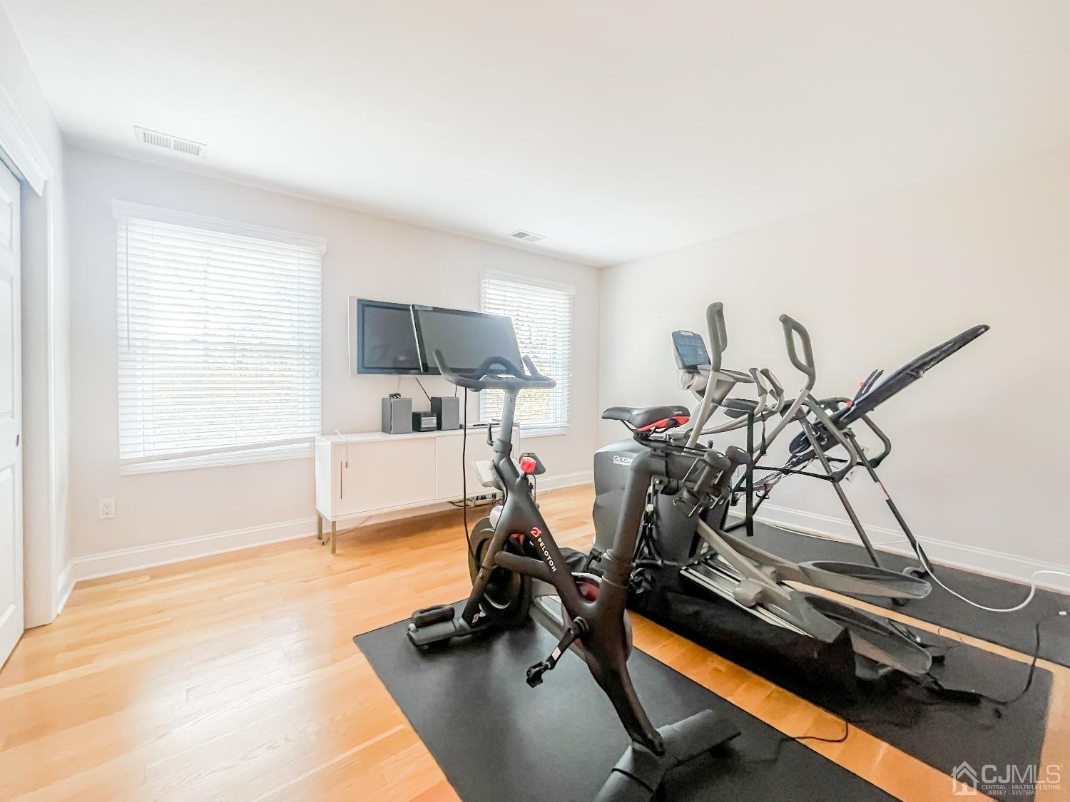 11 Edgebrook Road New Brunswick, NJ 08901 - Photo 38 of 42 a view of a room with gym equipment