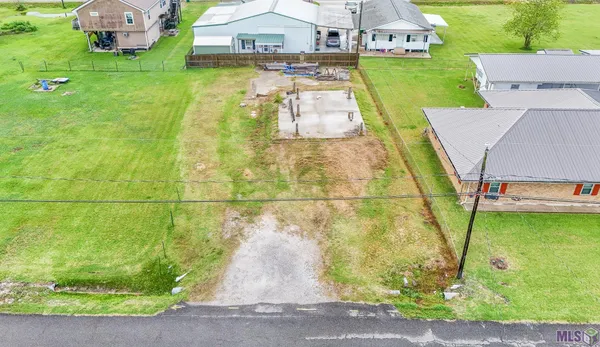 $35,000 | 445 North Oak Street, Lockport, LA 70374