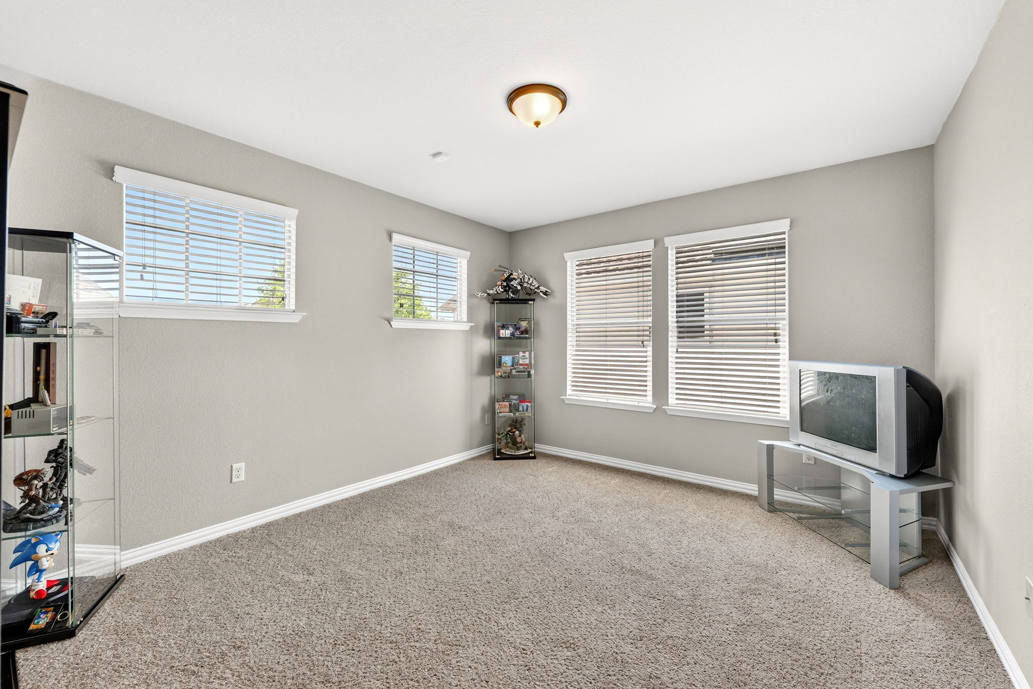 9932 Wading Pool Path Austin, TX 78748 - Photo 20 of 28 This versatile bonus room is ready to adapt to your life. Whether you need a high-tech media room, a quiet playroom, or a secondary lounge, the four large windows keep the space feeling bright and energetic.