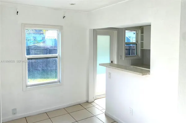 $2,500 | 920 Northeast 108th Street, Unit B, Miami, FL 33161