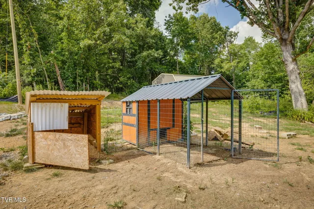 $330,000 | 1400 Stoneybrook Drive, Johnson City, TN 37601