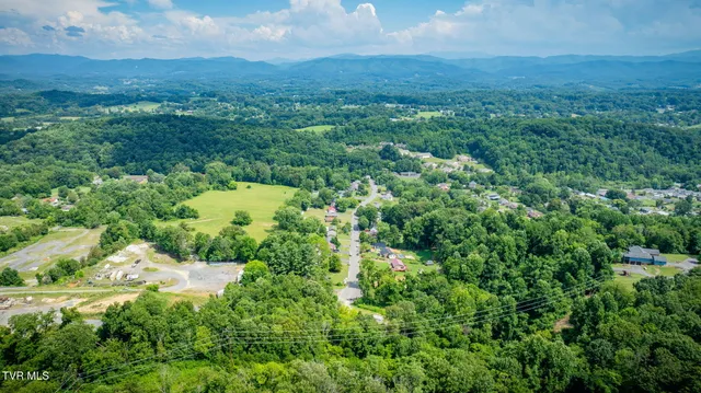$330,000 | 1400 Stoneybrook Drive, Johnson City, TN 37601