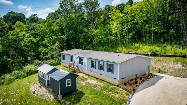 $330,000 | 1400 Stoneybrook Drive, Johnson City, TN 37601