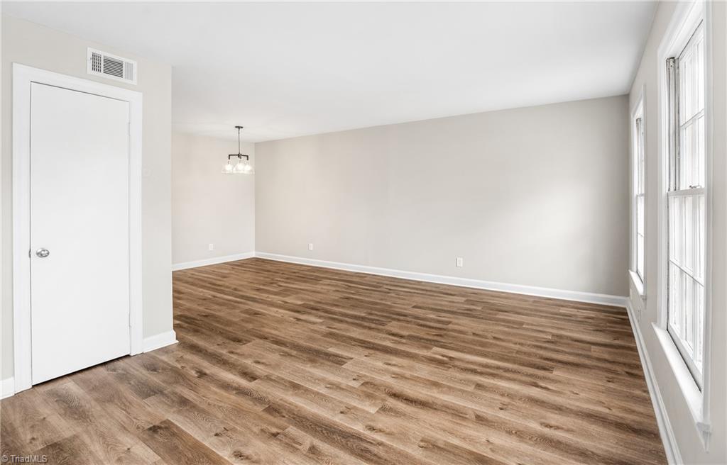 650 Rugby Row, Unit H Winston-Salem, NC 27106 - Photo 8 of 17 Gallery Image 8