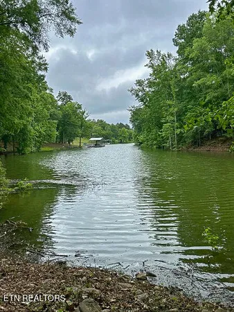 $289,900 | 984 Deerwood Drive, Dandridge, TN 37725