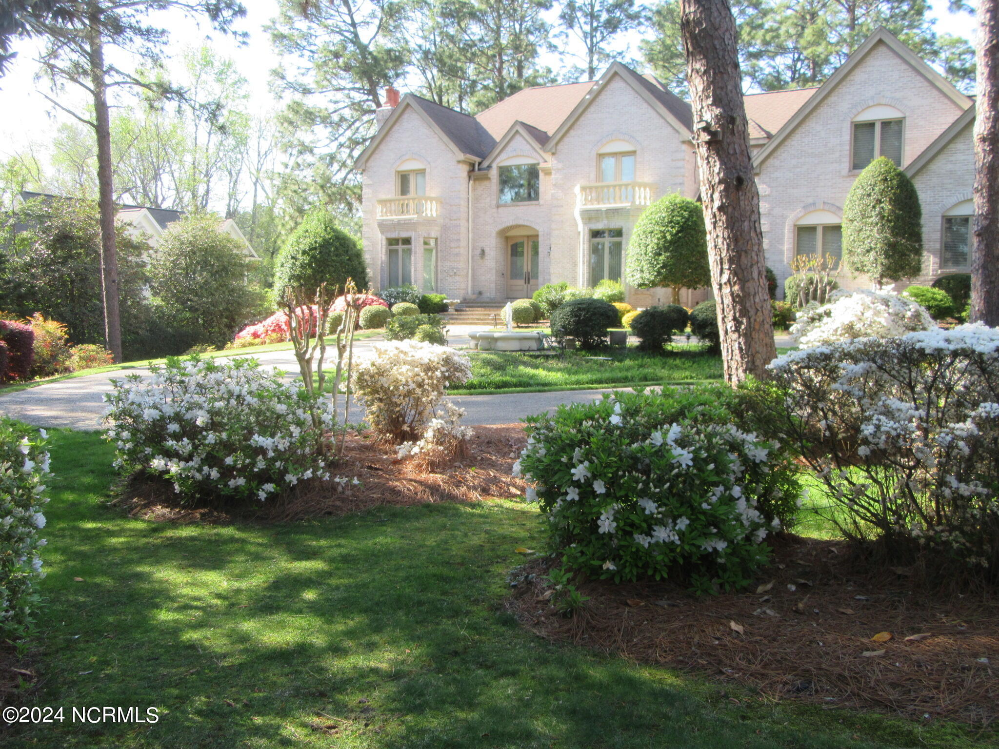110 Brookhaven Road Pinehurst, NC 28374 - Photo 7 of 78 Front 1