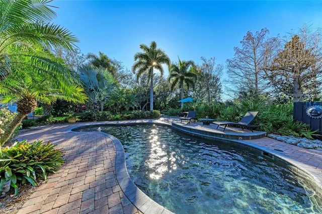 $1,950,000 | 39321 Washington Loop Road, Punta Gorda, FL 33982