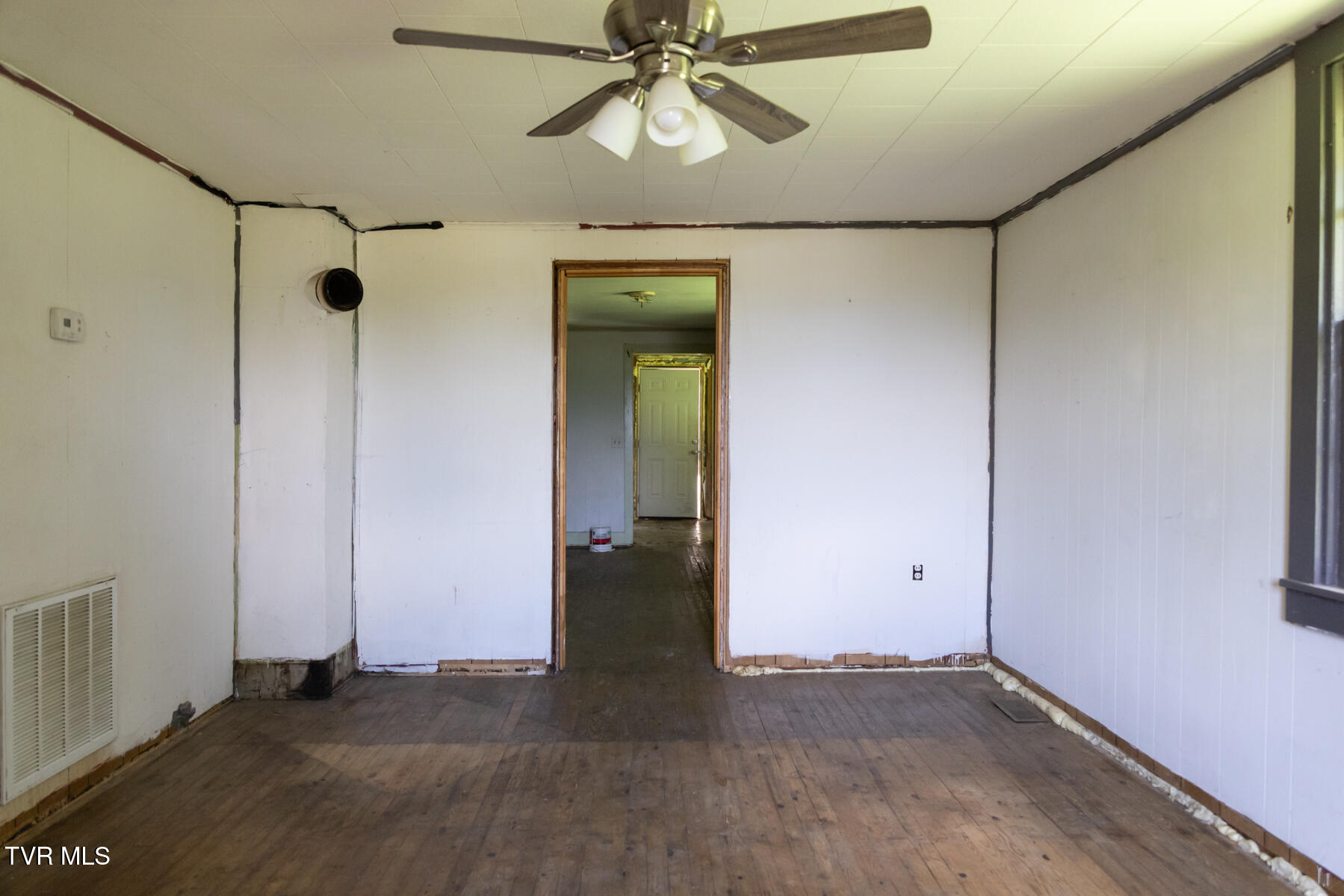 133 Bob Wright Road Elizabethton, TN 37643 - Photo 45 of 46 133bobwright_260708_0017