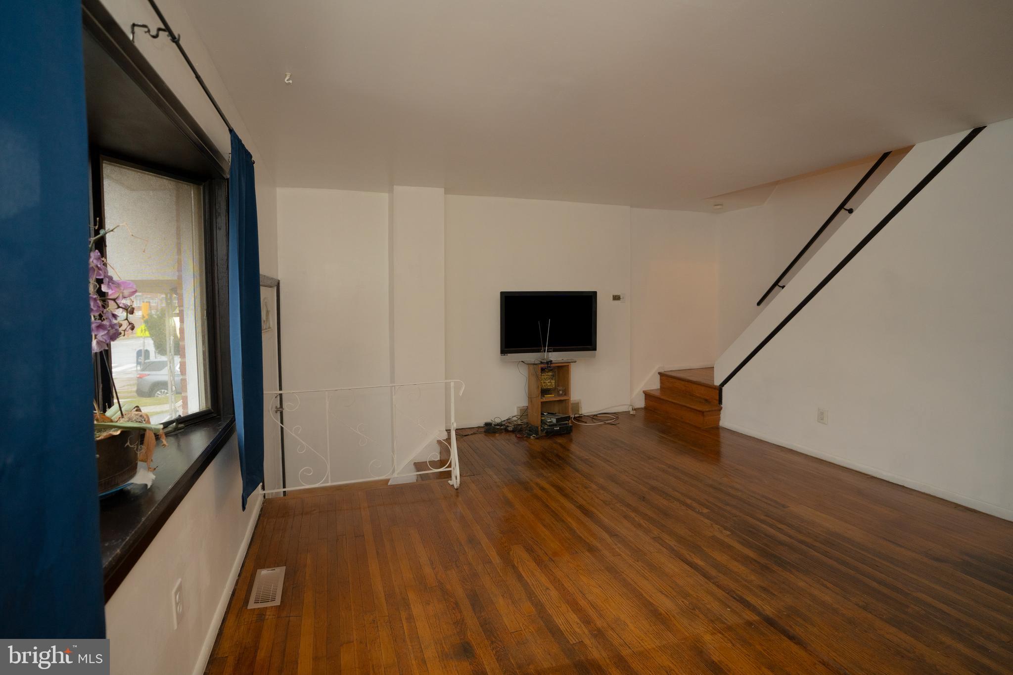 3158 Belgreen Road Philadelphia, PA 19154 - Photo 3 of 14 Gallery Image 3