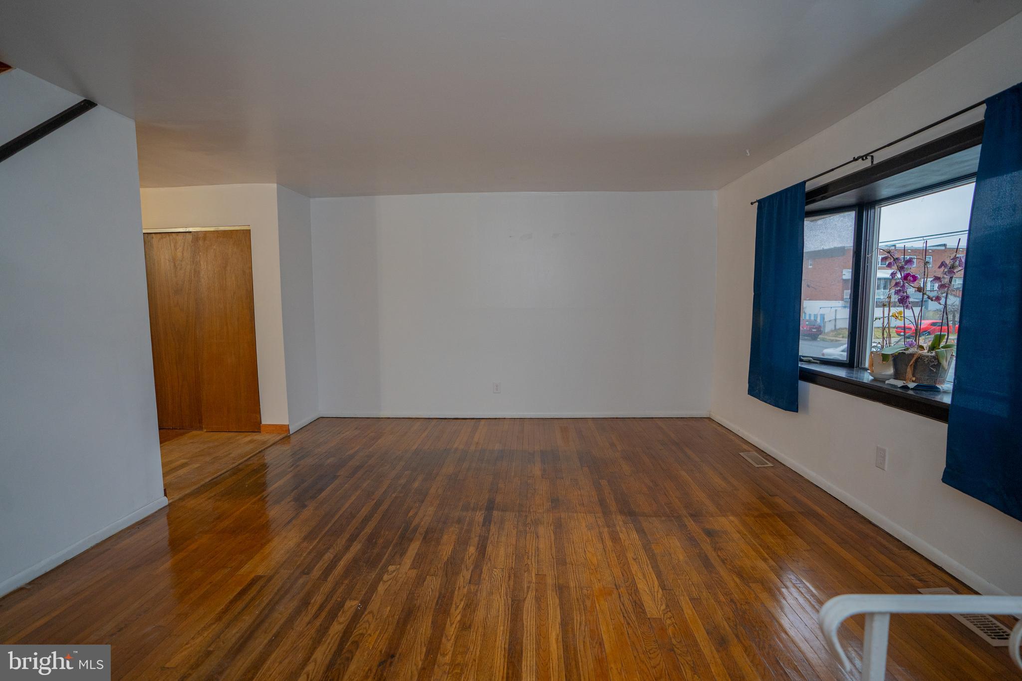 3158 Belgreen Road Philadelphia, PA 19154 - Photo 4 of 14 Gallery Image 4