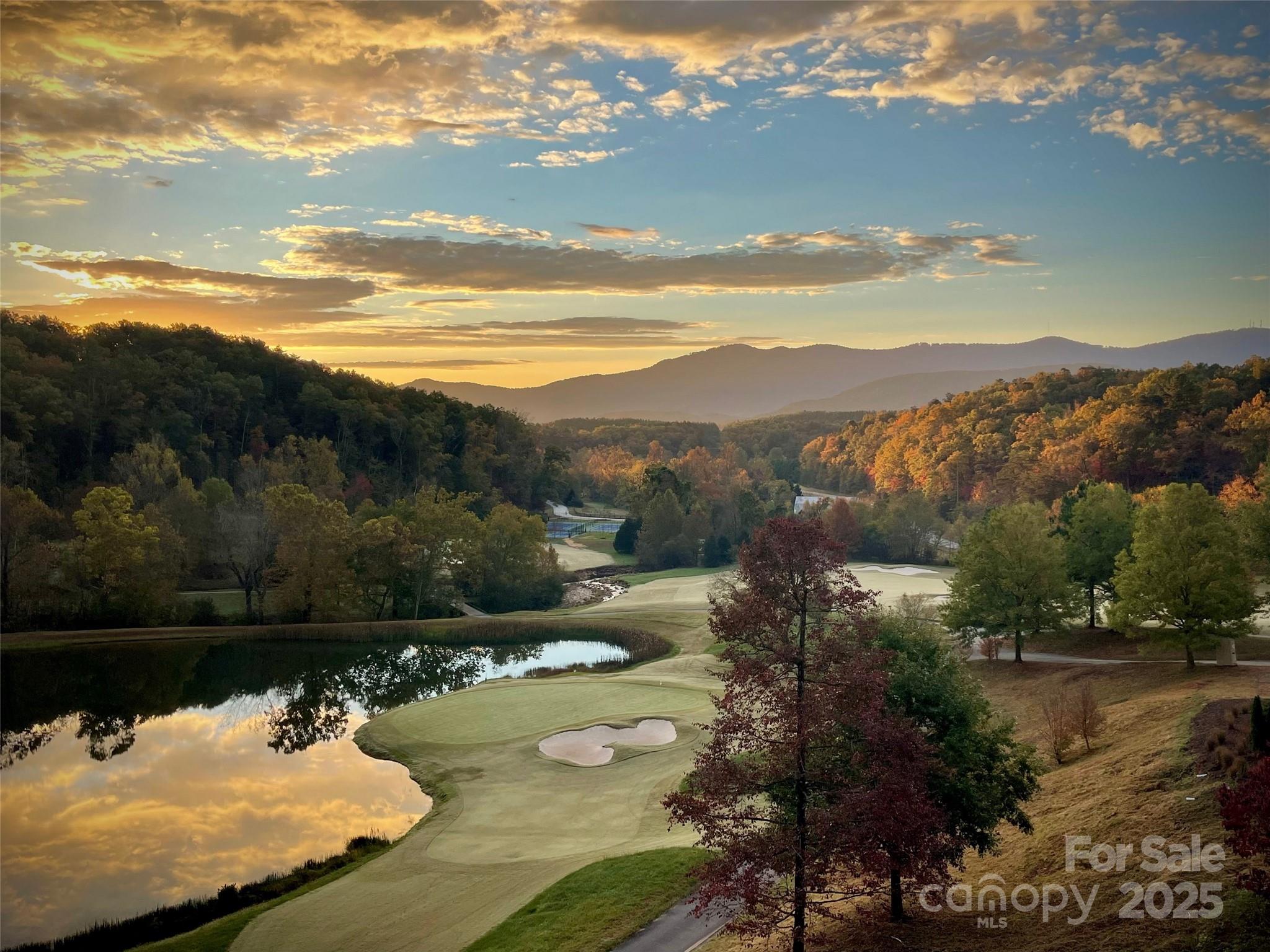 305 Clubhouse, Unit B301 Mill Spring, NC 28756 - Photo 15 of 38