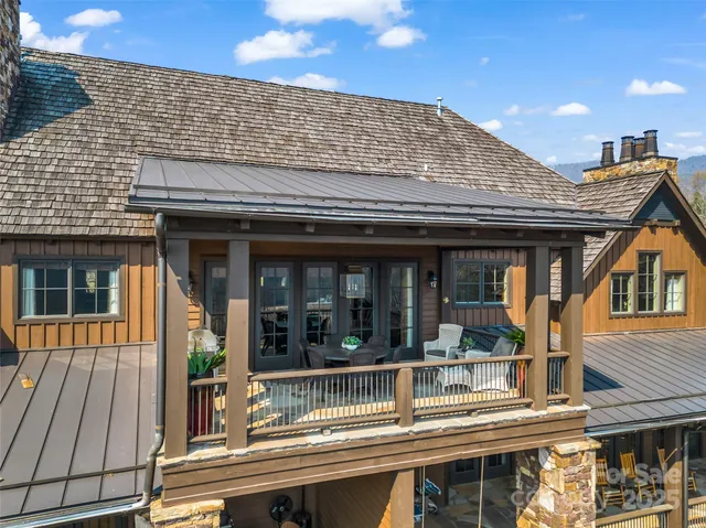 $1,300,000 | 305 Clubhouse, Unit B301, Mill Spring, NC 28756