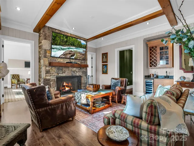 $1,300,000 | 305 Clubhouse, Unit B301, Mill Spring, NC 28756