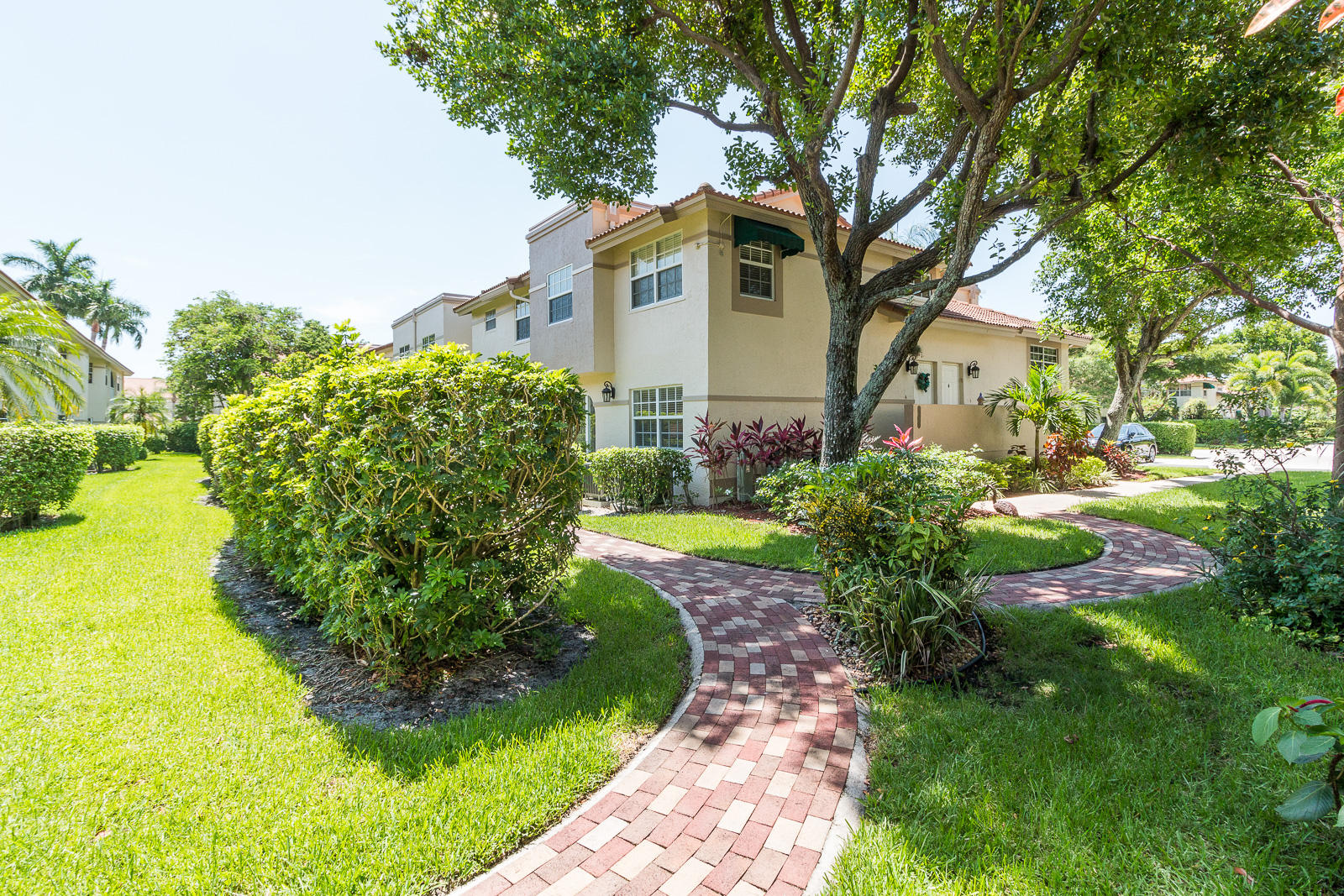 6671 Via Regina Boca Raton, FL 33433 - Photo 22 of 30 Exterior