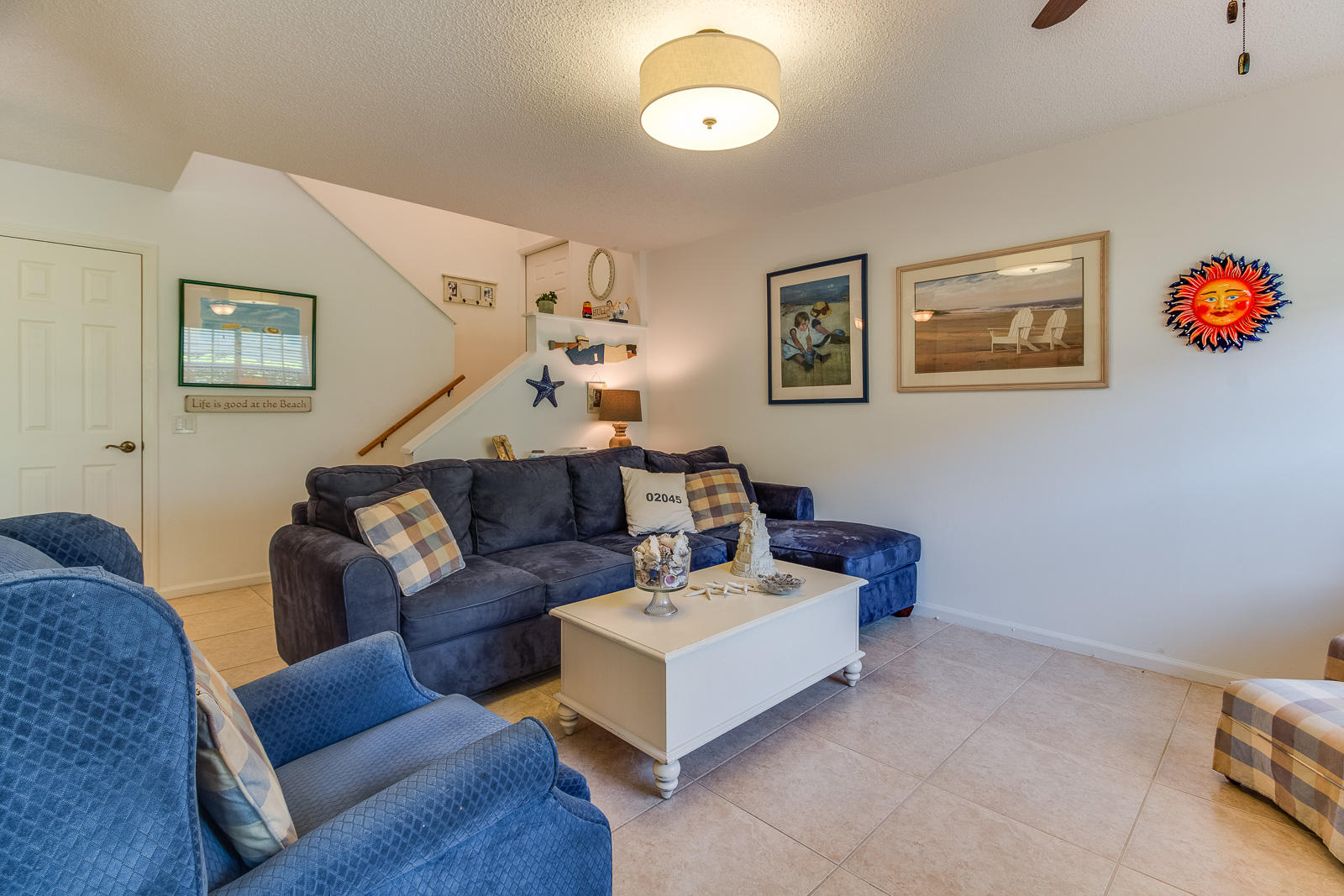 6671 Via Regina Boca Raton, FL 33433 - Photo 5 of 30 Living Room