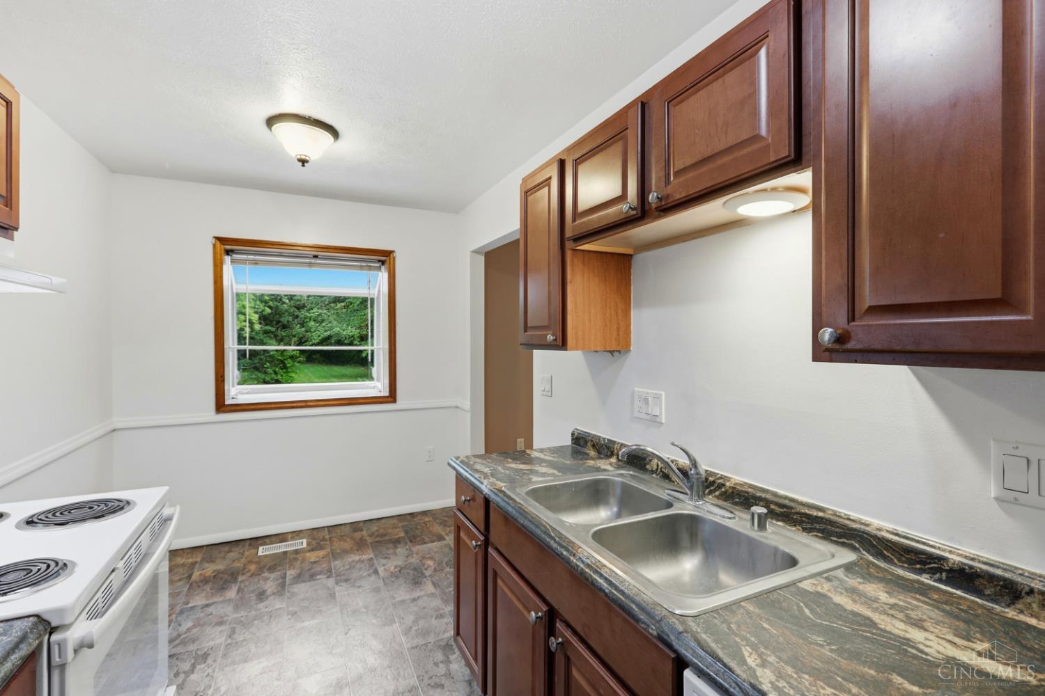 4150 Mt Carmel Tobasco Road, Unit 596 Cincinnati, OH 45255 - Photo 15 of 41