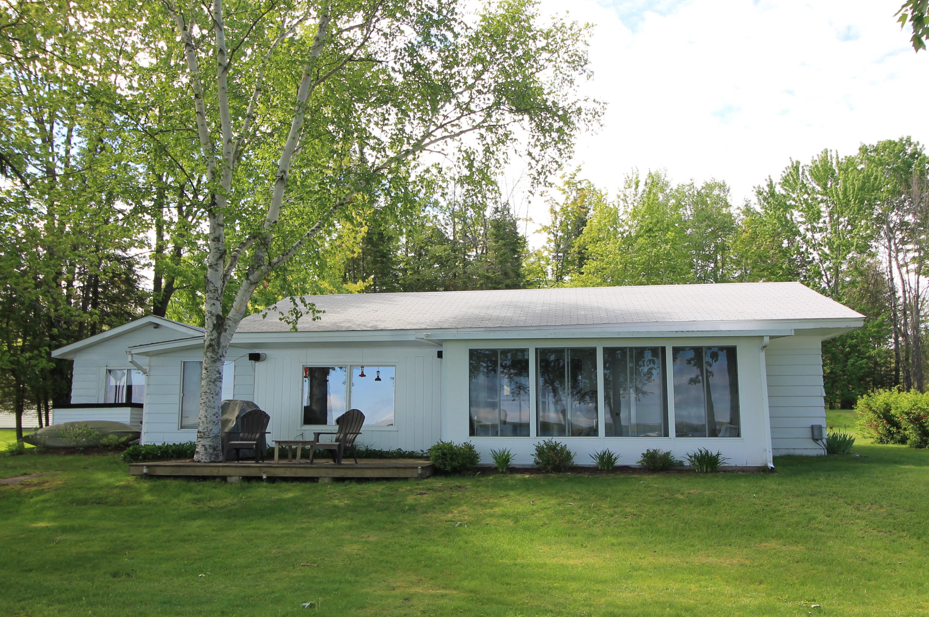 11398 Kings Point Road Alanson, MI 49706 - Photo 26 of 28 Gallery Image 26
