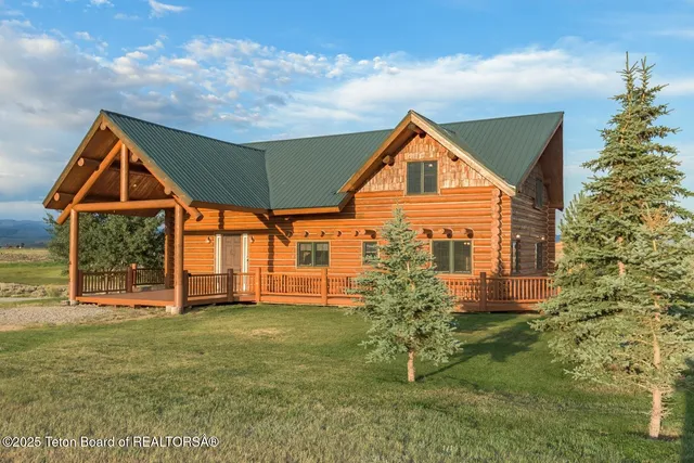 $1,225,000 | 6 Jarrett Road, Pinedale, WY 82941
