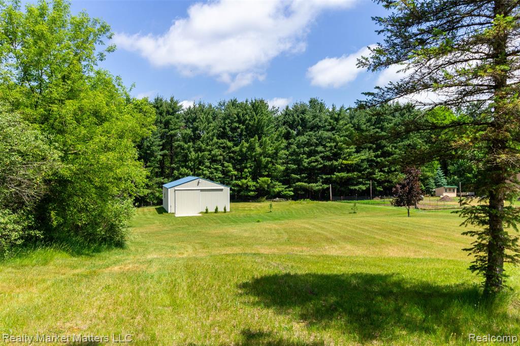 4951 Laur Road North Branch, MI 48461 - Photo 21 of 36