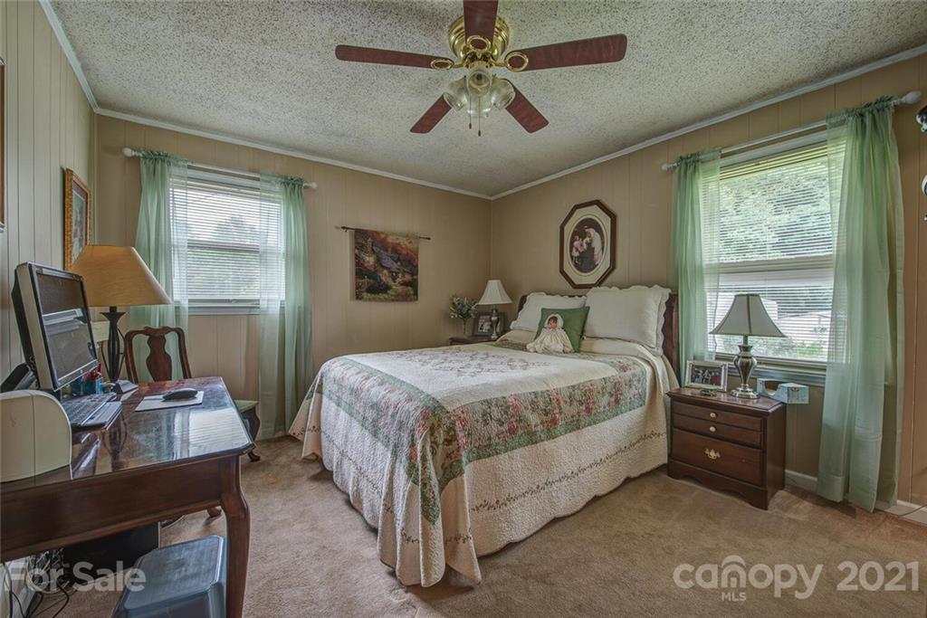 150 Cooks Lake Road Gastonia, NC 28056 - Photo 15 of 29 Gallery Image 15