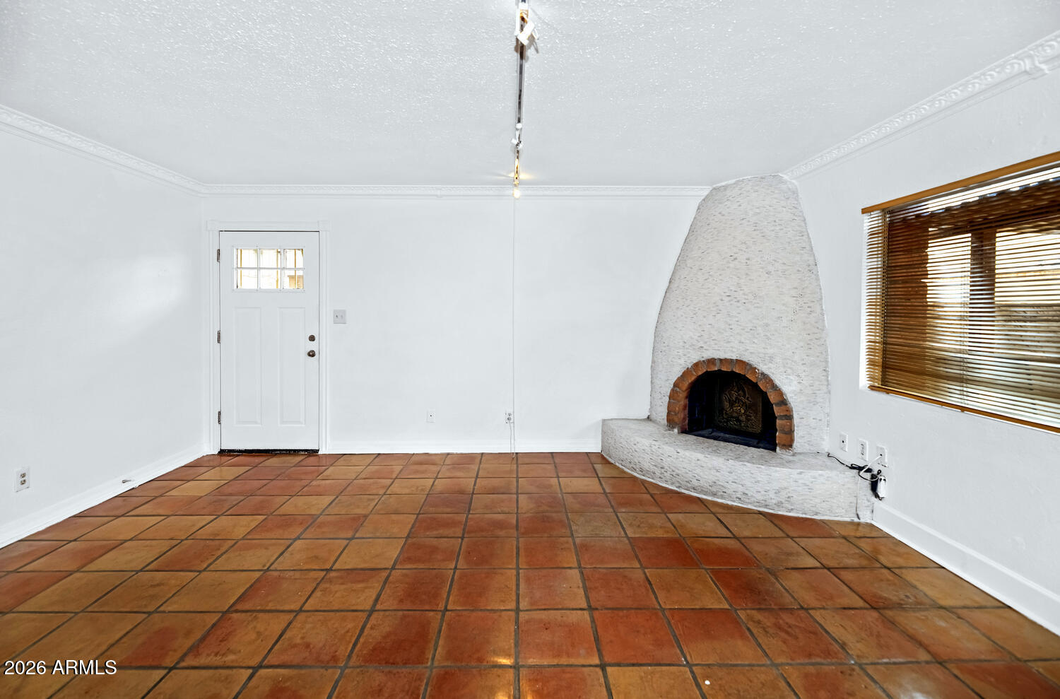 10411 North 11th Avenue, Unit 11 Phoenix, AZ 85021 - Photo 8 of 25 10411 N 11th Ave #11