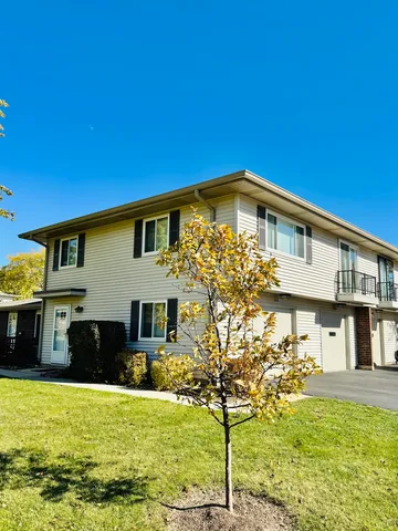$244,990 | 1024 Sagamore Drive, Unit 1024, Schaumburg, IL 60193