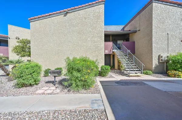 $242,000 | 1730 West Emelita Avenue, Unit 1020, Mesa, AZ 85202