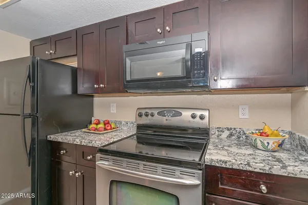 $225,000 | 1730 West Emelita Avenue, Unit 1020, Mesa, AZ 85202