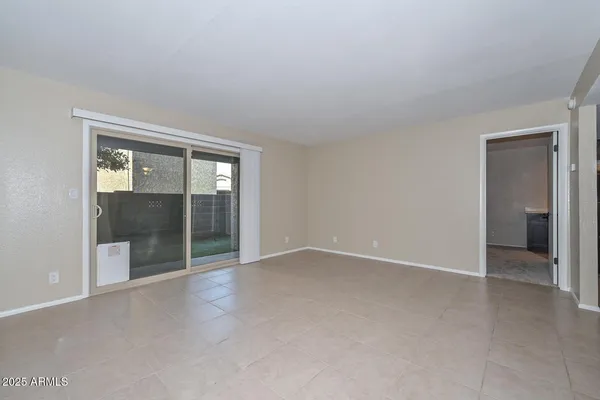 $225,000 | 1730 West Emelita Avenue, Unit 1020, Mesa, AZ 85202