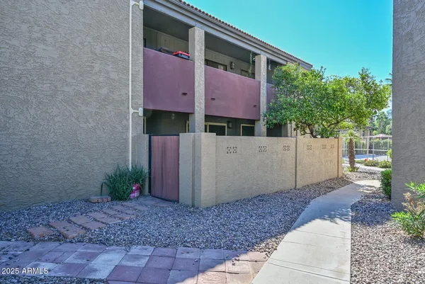 $225,000 | 1730 West Emelita Avenue, Unit 1020, Mesa, AZ 85202