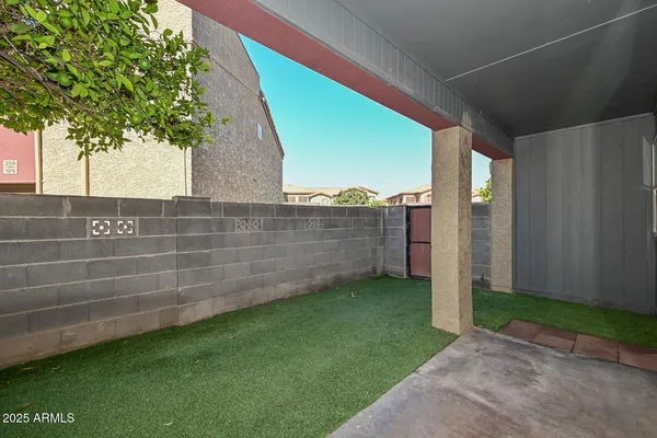 $225,000 | 1730 West Emelita Avenue, Unit 1020, Mesa, AZ 85202