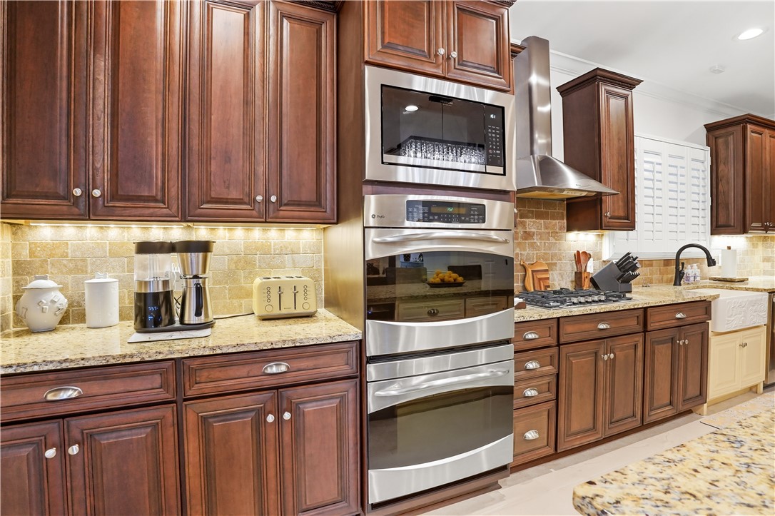 257 St Andrews St. Simons Island, GA 31522 - Photo 13 of 48