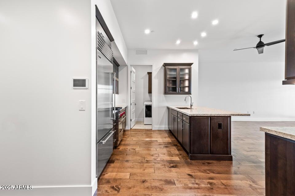 6166 North Scottsdale Road, Unit B2008 Paradise Valley, AZ 85253 - Photo 15 of 69 a bathroom with a sink and a mirror