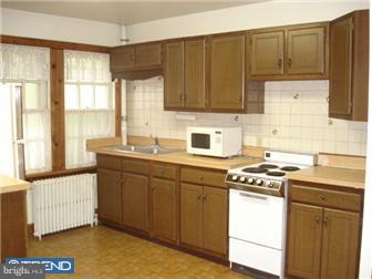 48 Ashby Road Upper Darby, PA 19082 - Photo 9 of 12 Unit #2