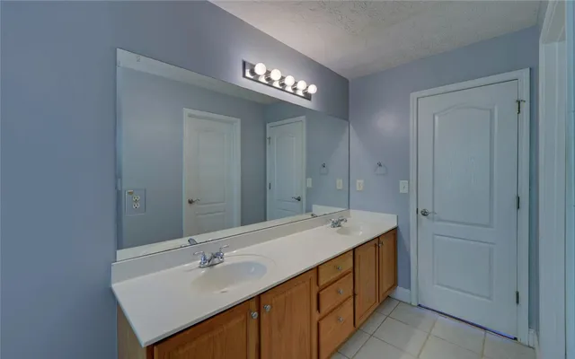 $389,900 | 212 Providence Point Lane, Hartwell, GA 30643