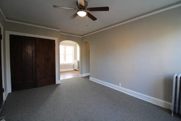 $1,300 | 5802 North Mason Avenue, Unit 1W, Chicago, IL 60646