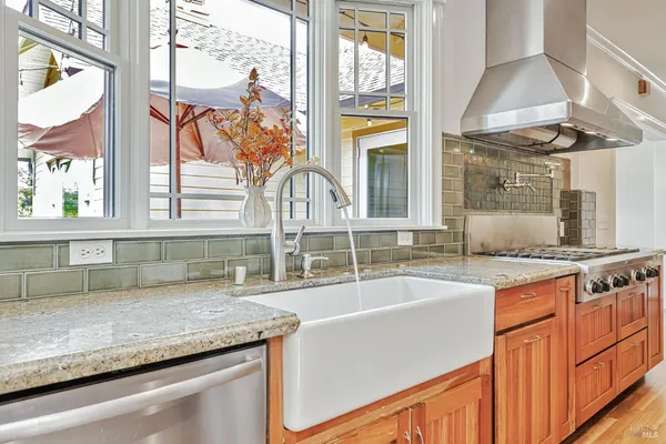 $2,997,500 | 405 Oakdale Avenue, Corte Madera, CA 94925