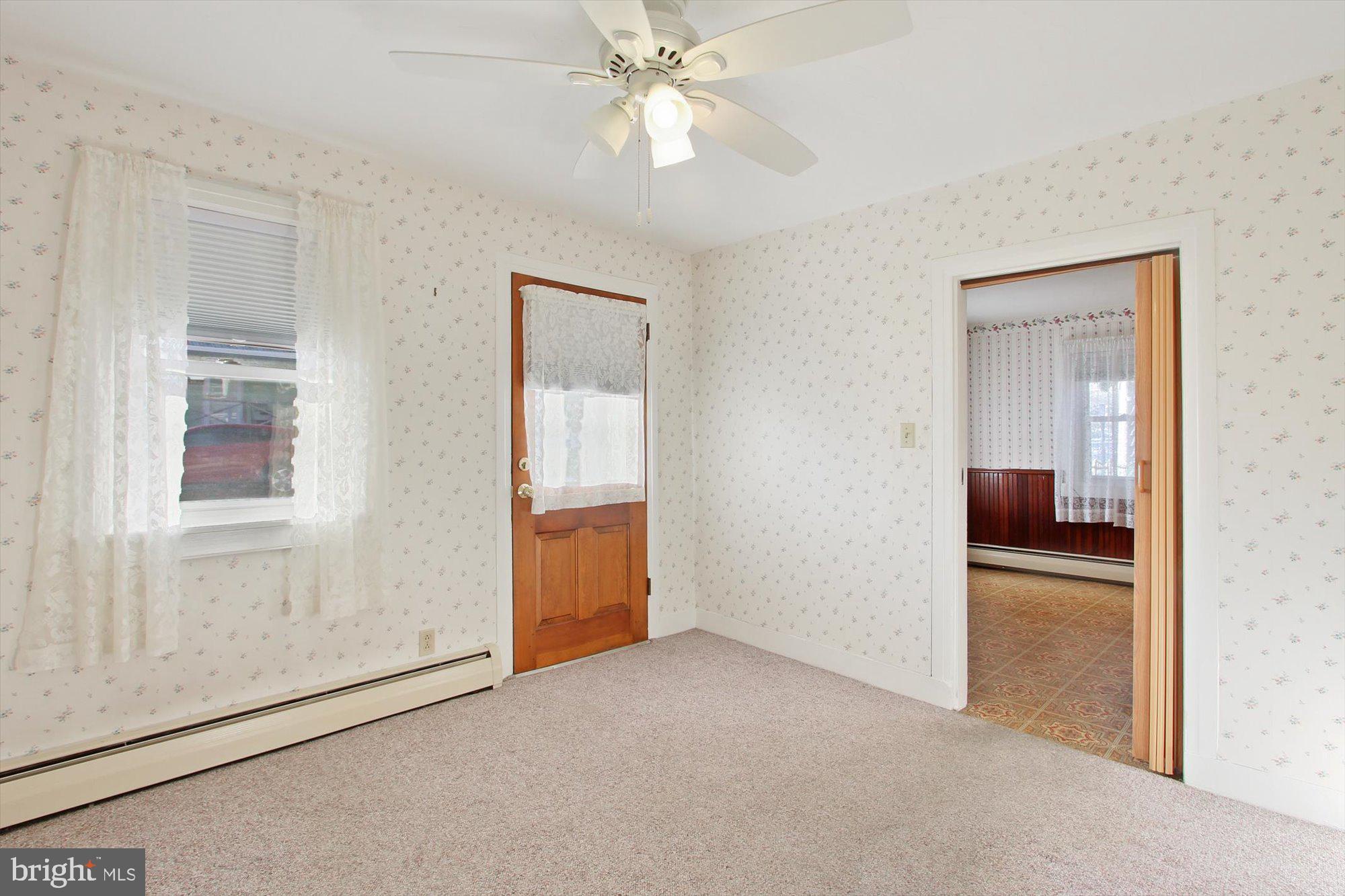 19 Hanover Street Spring Grove, PA 17362 - Photo 7 of 18