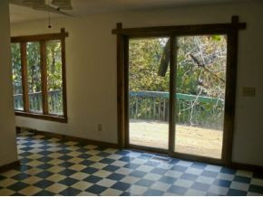 211 Huckleberry Road Bluff City, TN 37618 - Photo 4 of 14 DINING ROOM