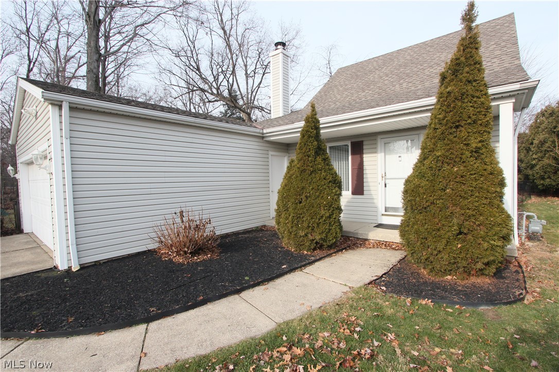 24320 Knickerbocker Road Bay Village, OH 44140 - Photo 1 of 28 Gallery Image 1