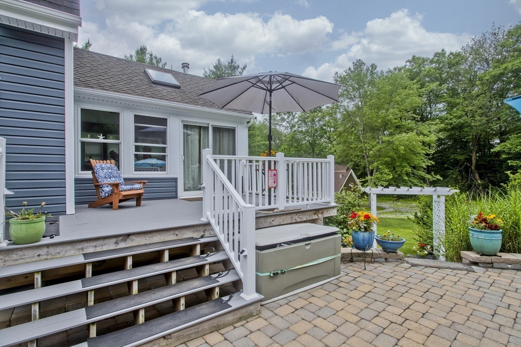 904 Main Road Granville, MA 01034 - Photo 8 of 42 Gallery Image 8
