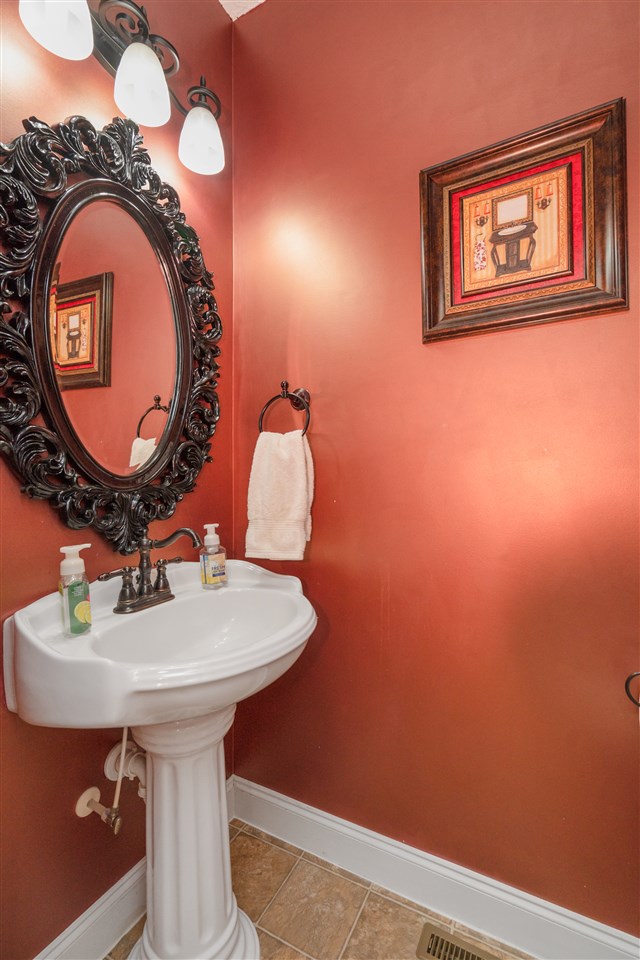 676 Hibbard Farm Road Inman, SC 29349 - Photo 15 of 34