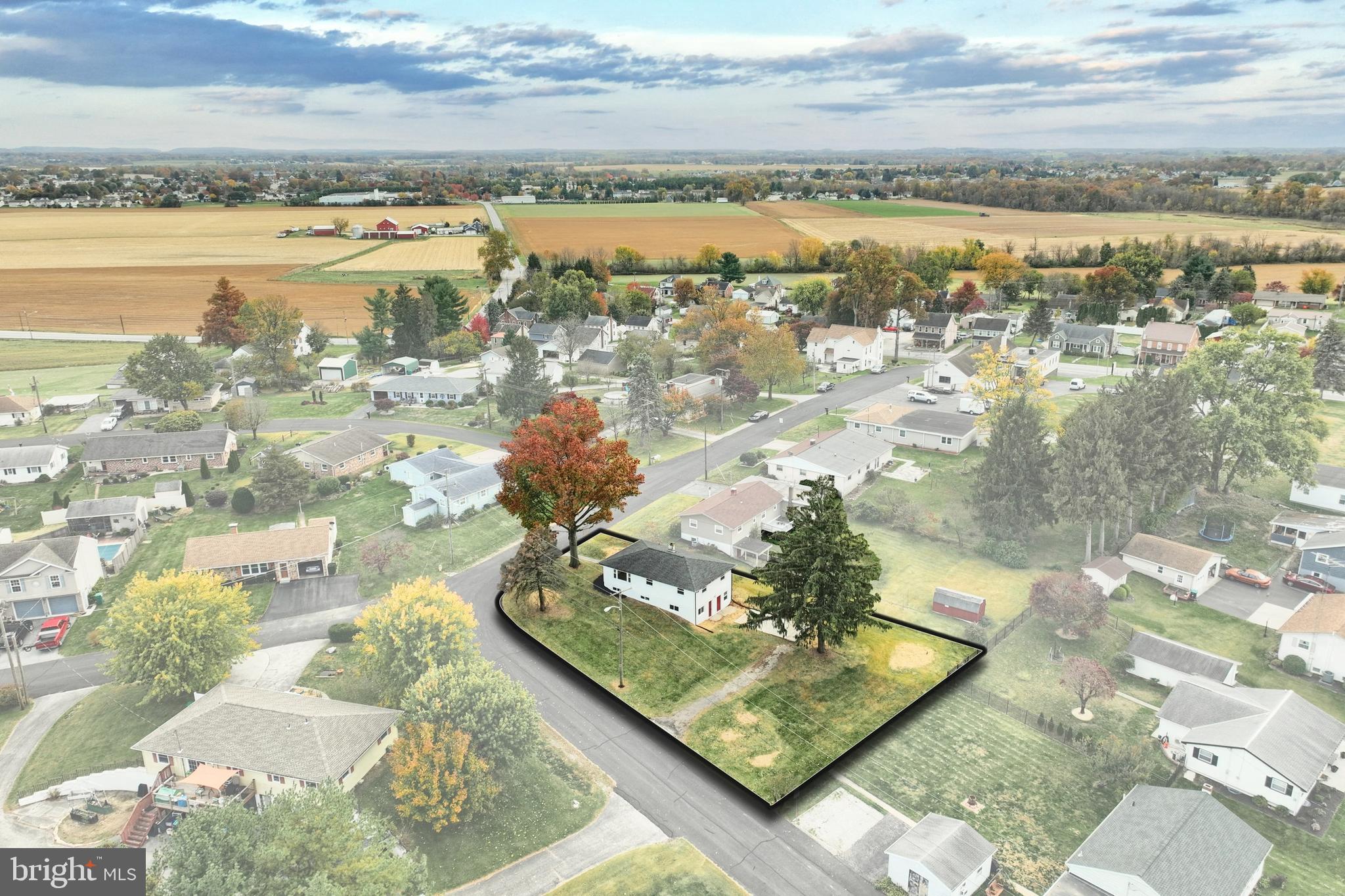 52 Oak Drive Hanover, PA 17331 - Photo 7 of 41 a view of a city