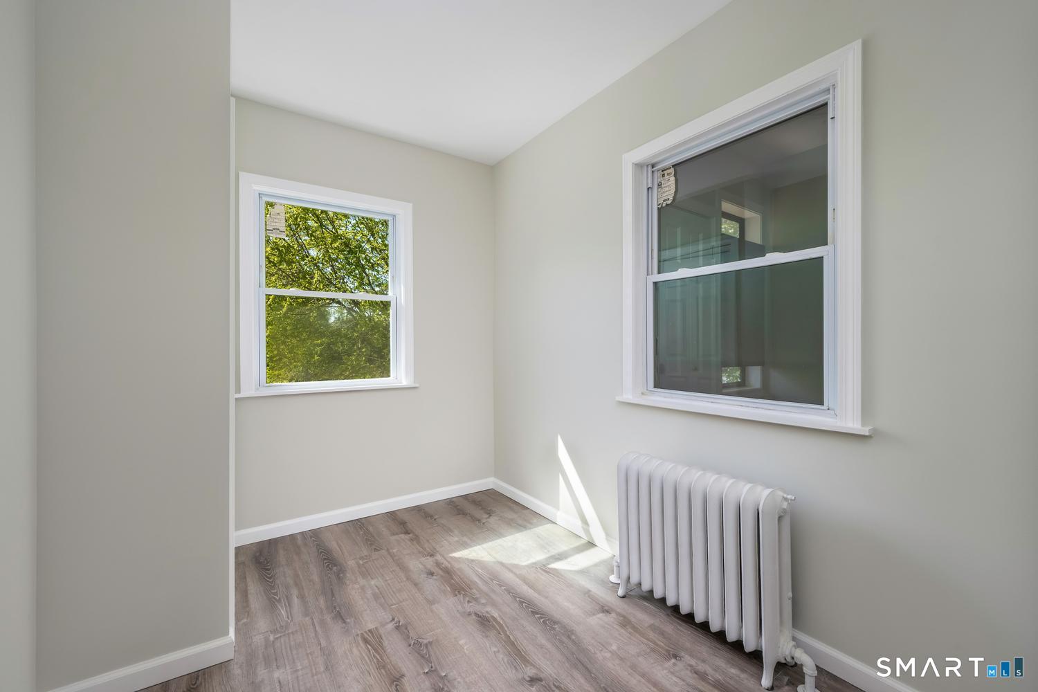1040 Connecticut Avenue Bridgeport, CT 06607 - Photo 13 of 24