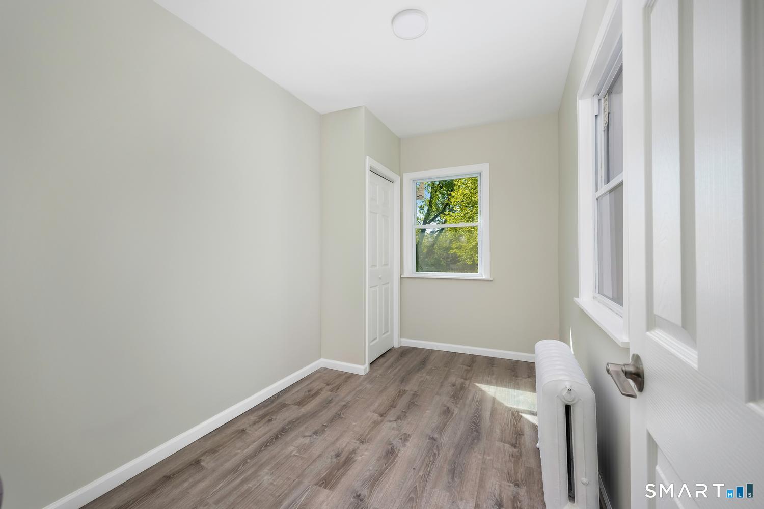 1040 Connecticut Avenue Bridgeport, CT 06607 - Photo 14 of 24