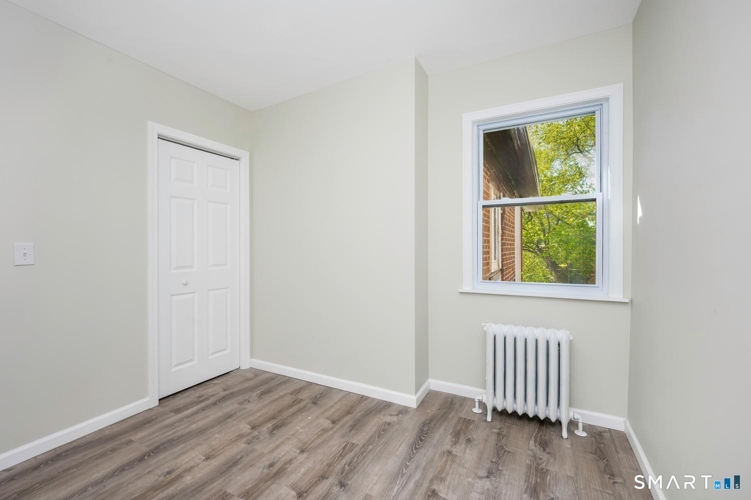 1040 Connecticut Avenue Bridgeport, CT 06607 - Photo 15 of 24