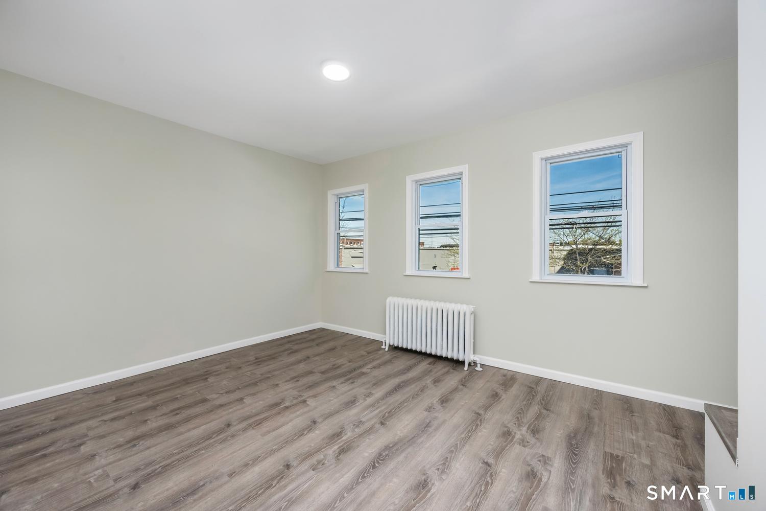 1040 Connecticut Avenue Bridgeport, CT 06607 - Photo 16 of 24