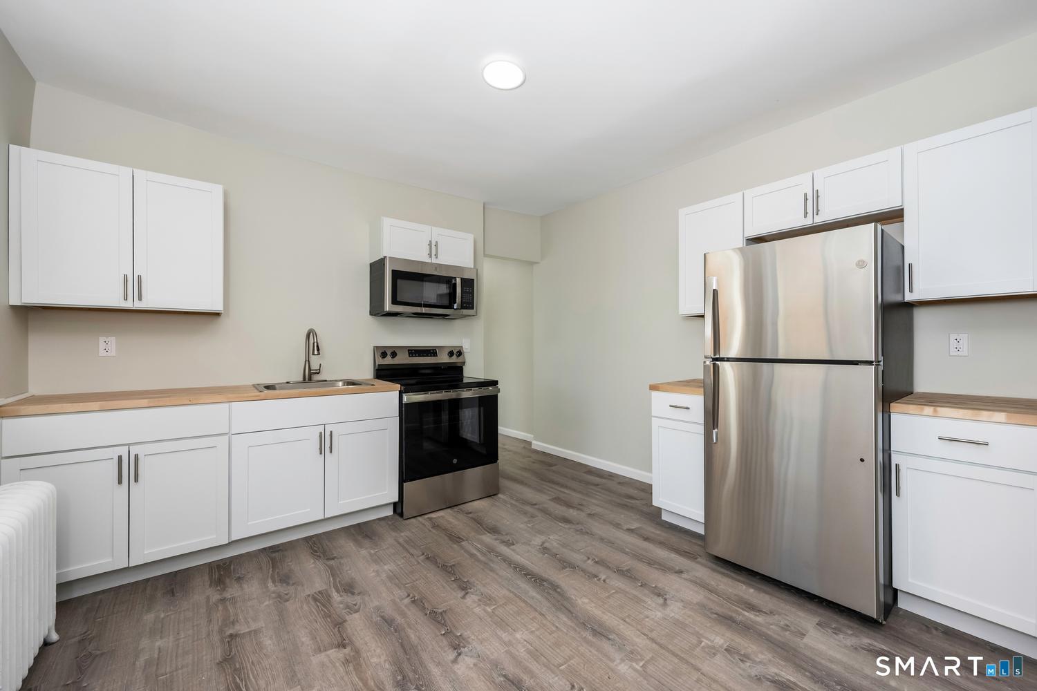 1040 Connecticut Avenue Bridgeport, CT 06607 - Photo 19 of 24
